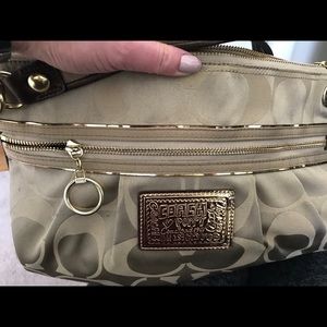 Coach poppy large crossbody